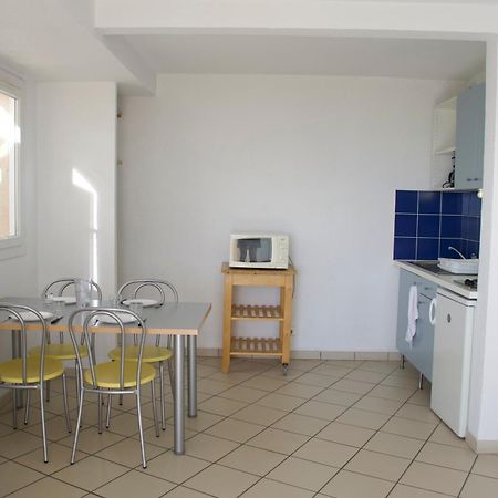 Ulvf Les Romarins Aparthotel Fleury  Exterior foto